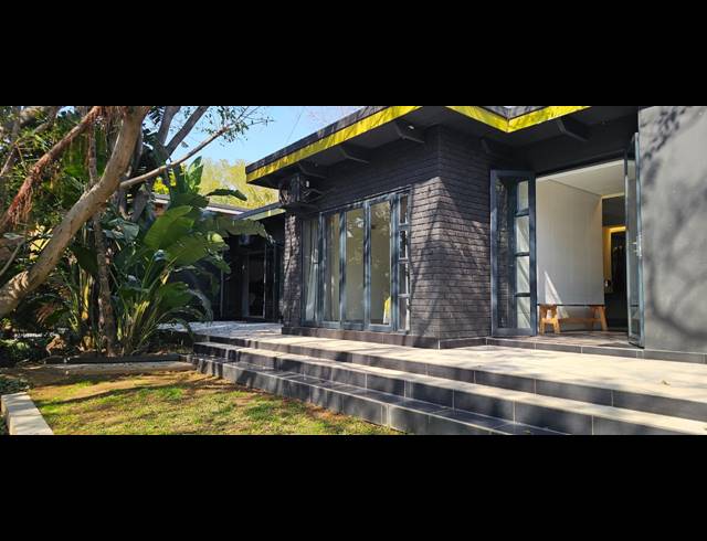 4 BEDROOM FREESTANDING FOR SALE IN PROTEA PARK